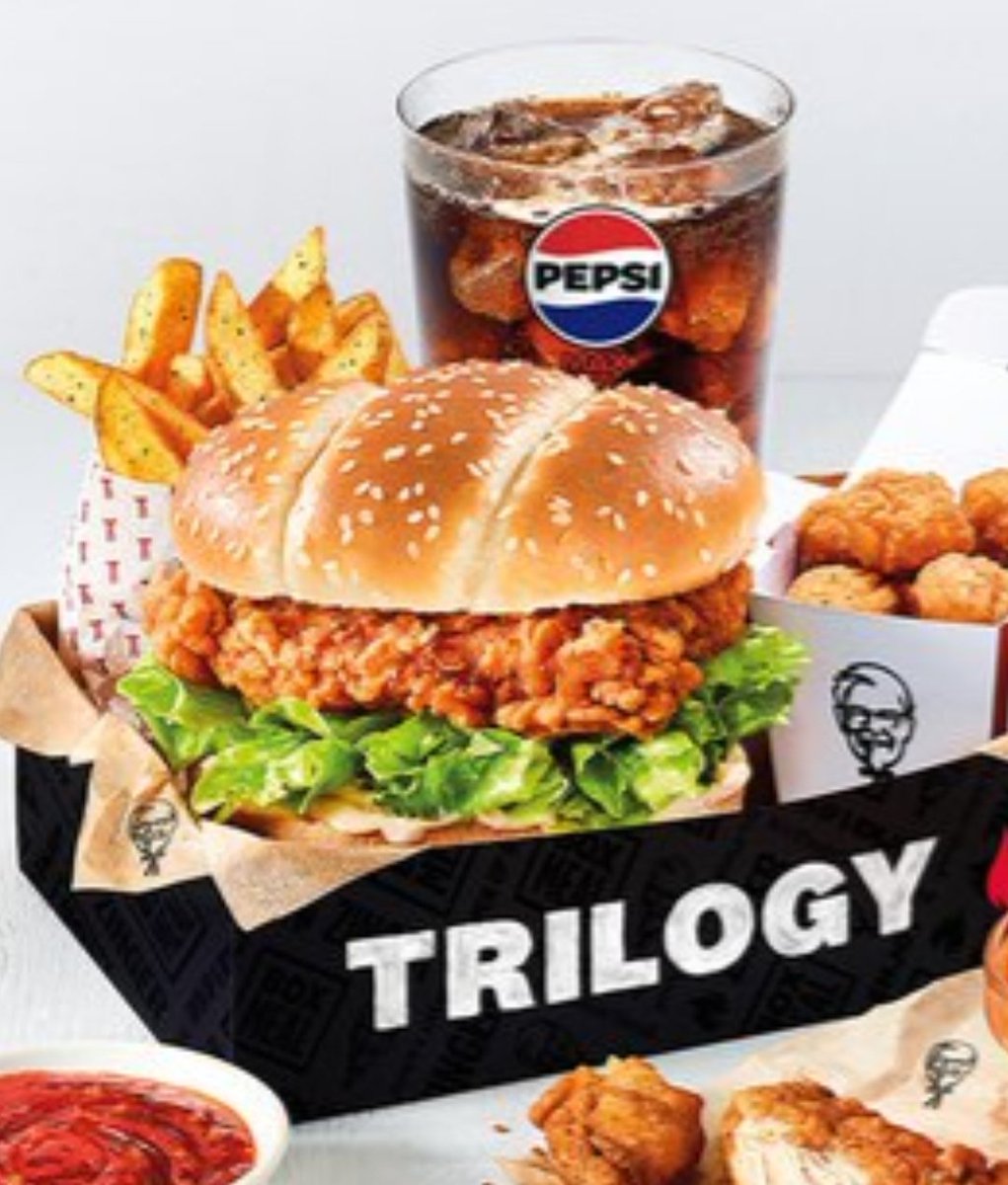 ShoweringApe92 tweet media