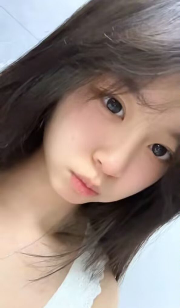 3227367973Cui's tweet photo. 接投稿 骚逼母狗自爆 骚逼真嫩自己掰开骚逼让别人看 有贡献或者分享直接私信发照片
 #绿帽 #合照 #烧逼 #反差 #母狗 #NTR #骚货 #羞辱 #文爱 #分享 #射屏 #调教 #人妻 #淫妻  #极品 #绿奴 #女绿 #多人 #自毁 #曝光 #盯射 https://t.co/P35w8qcLb8