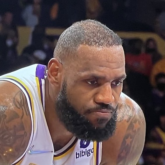 LakeShowYo tweet media