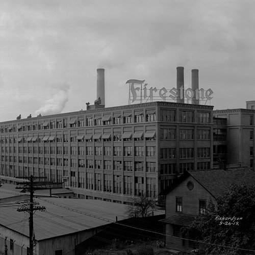 groovyhistory's tweet image. April 5, 1923 - Firestone Tire and Rubber Company began the first regular production of balloon tires... automotivehistory.org/april-5-1923-f… #firestone