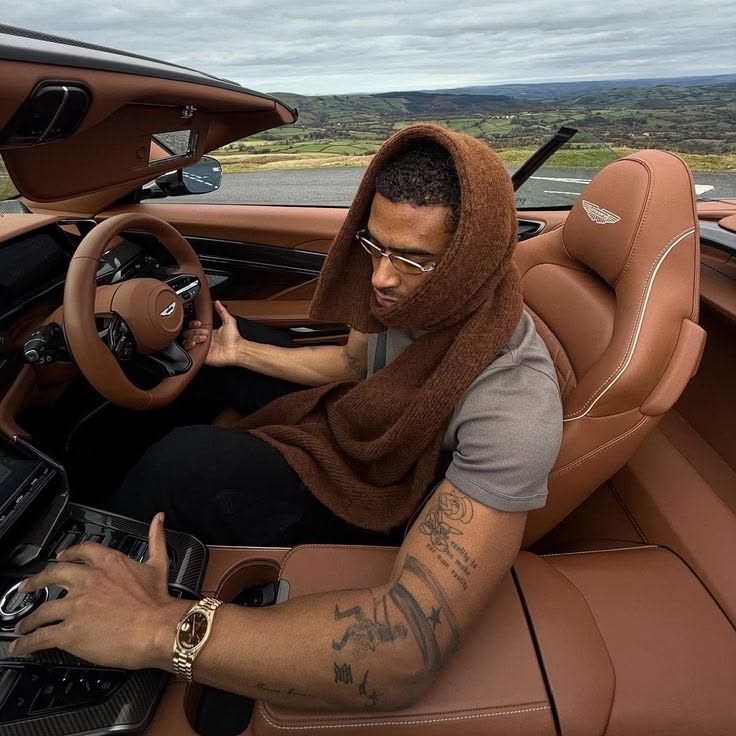 𝗡𝗢𝗠𝗘♠️♠️ tweet media