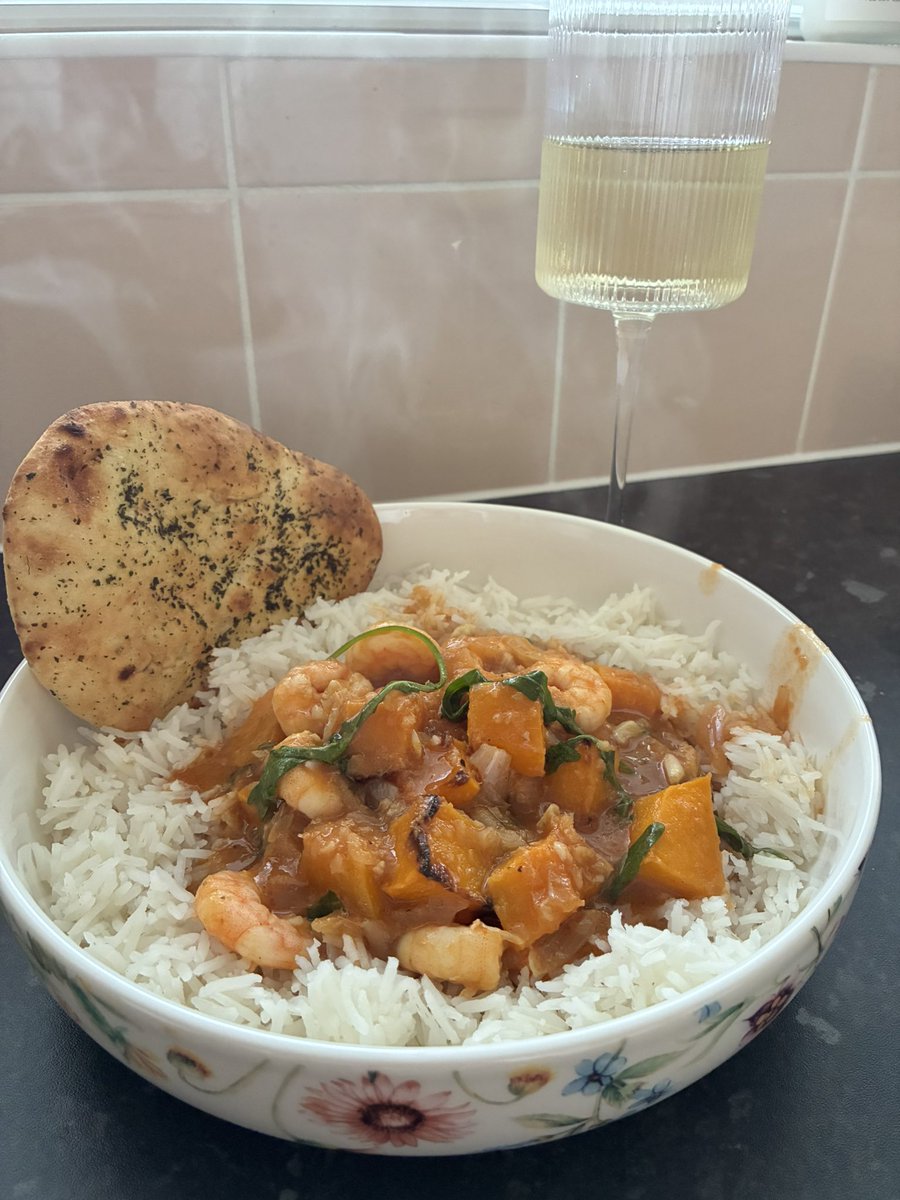 Ćh💋ryl 👩🏼👗 tweet media