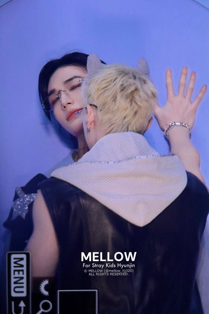 Hyunjin is mine hehe tweet media