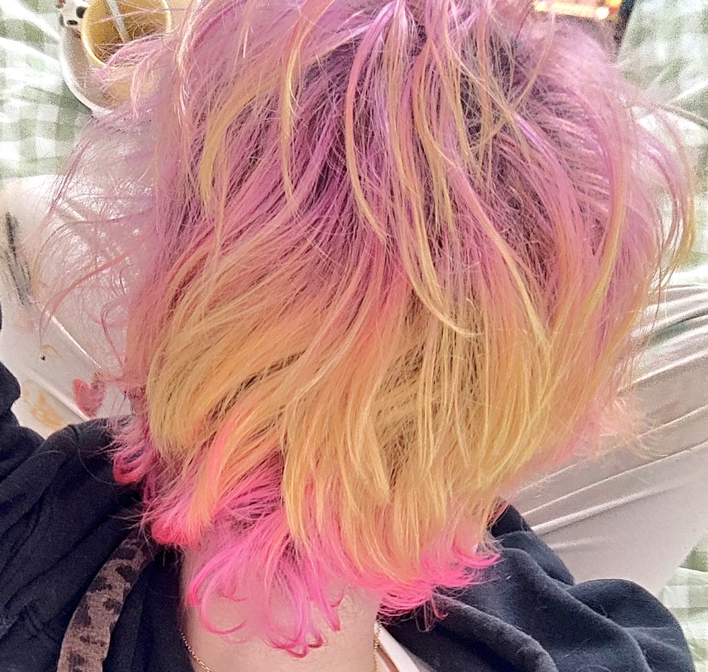 tricematops 💌 tweet media