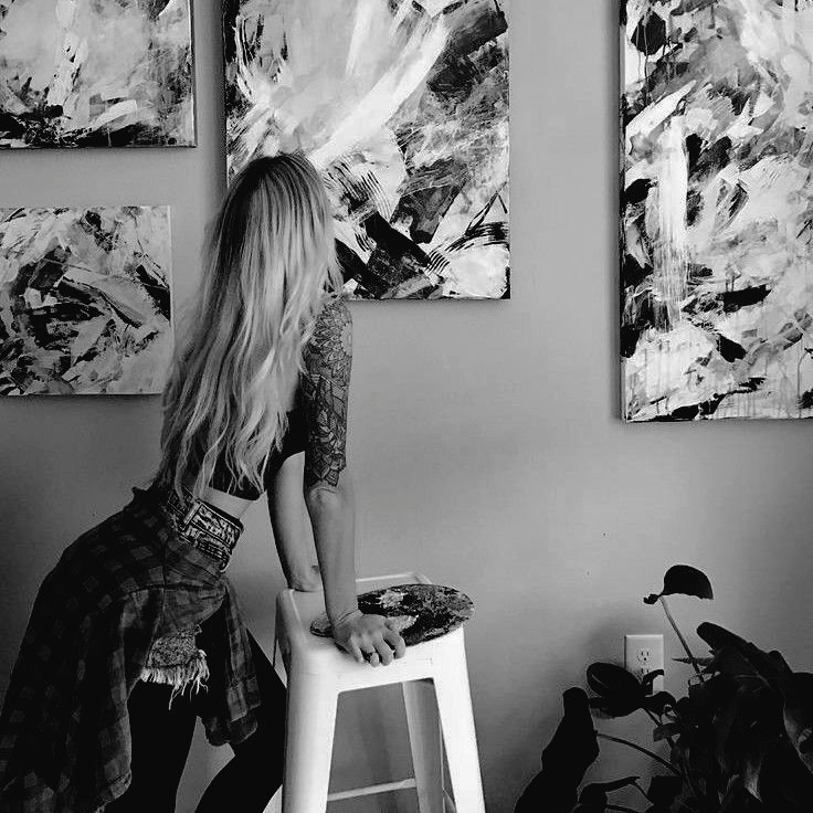 ⠀⠀
⠀⠀
viewing the abstract piece — a commission. not her chosen art, but it is a request no less. 
⠀⠀
#Andie : credits, ‘Ariʼ on Pinterest.
⠀⠀
⠀⠀