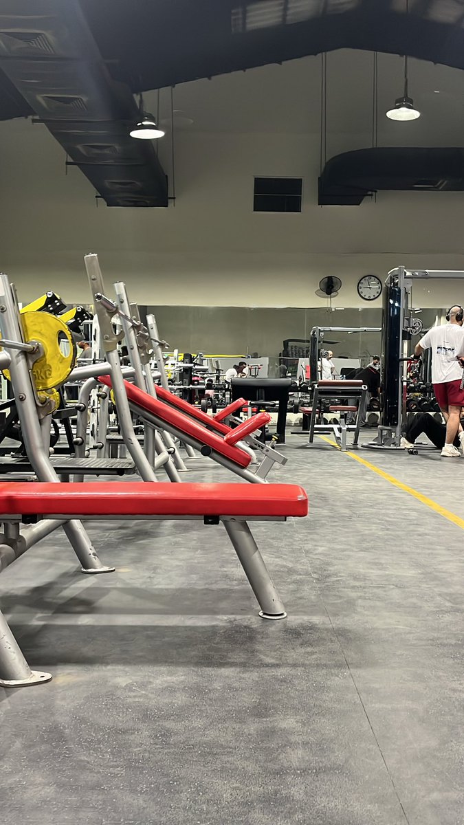 فهد العنزي tweet media