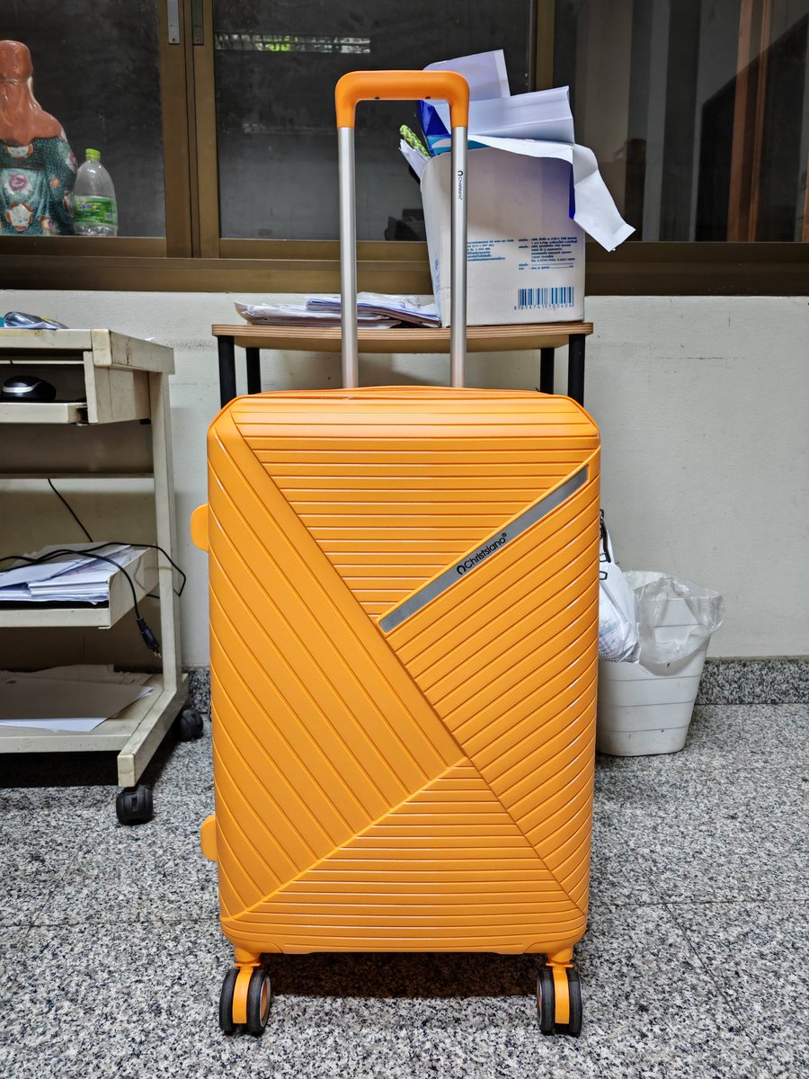 โอนลี tweet media