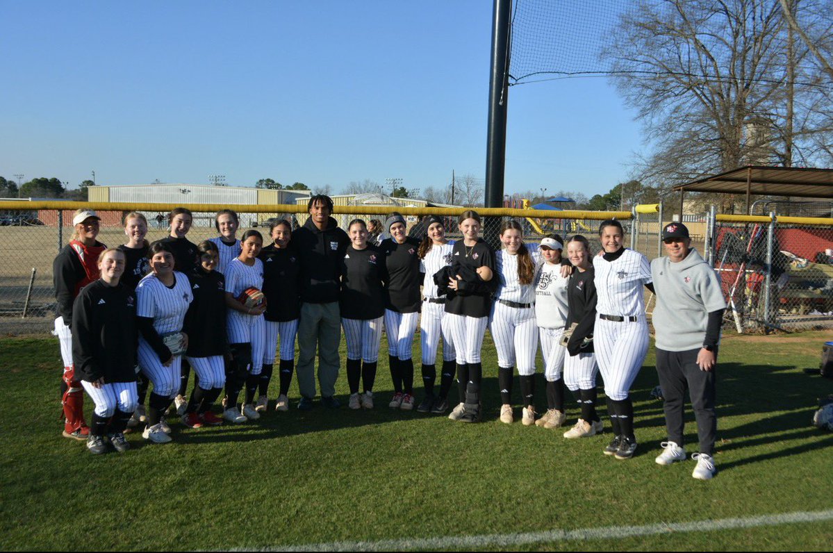 Doug Simpson tweet media