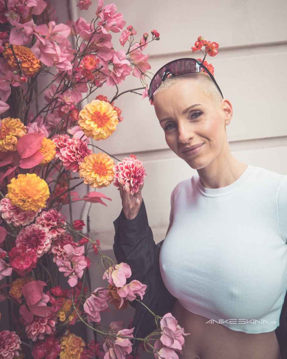 AnikeOfficial's tweet image. Flower Power 🌸 Check it out at VIP.anikeekina.com

#FlowerPower #VIP