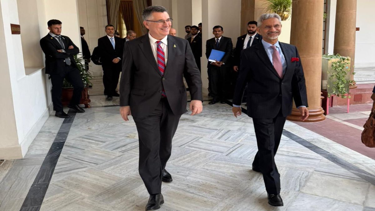 Aray89464015's tweet image. FM Gideon&amp;amp;Jaishangkar,female Q angle&amp;gt;&amp;lt;kinetics💃🥴