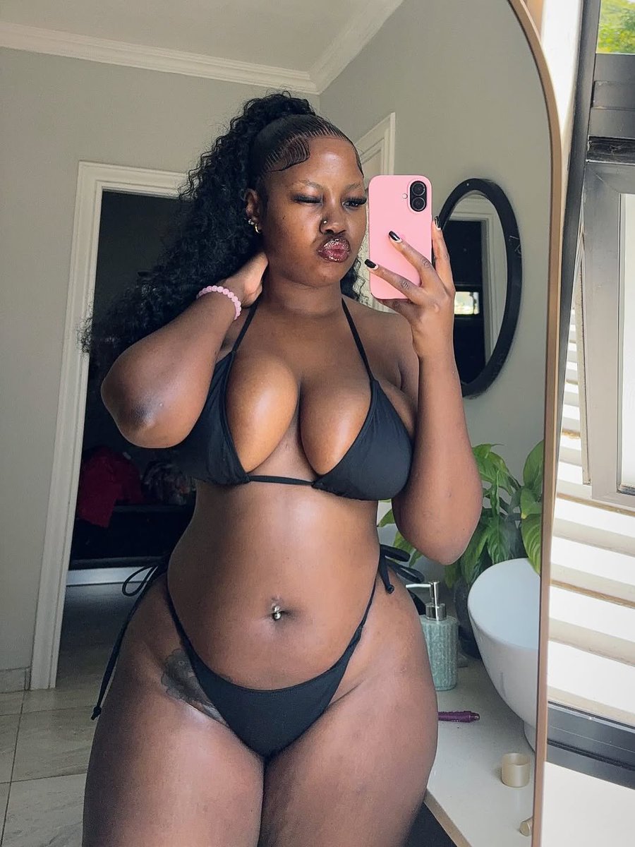 𝑃𝑢𝑟𝑒𝑙𝑦 𝑊𝑜𝑚𝑒𝑛. tweet media