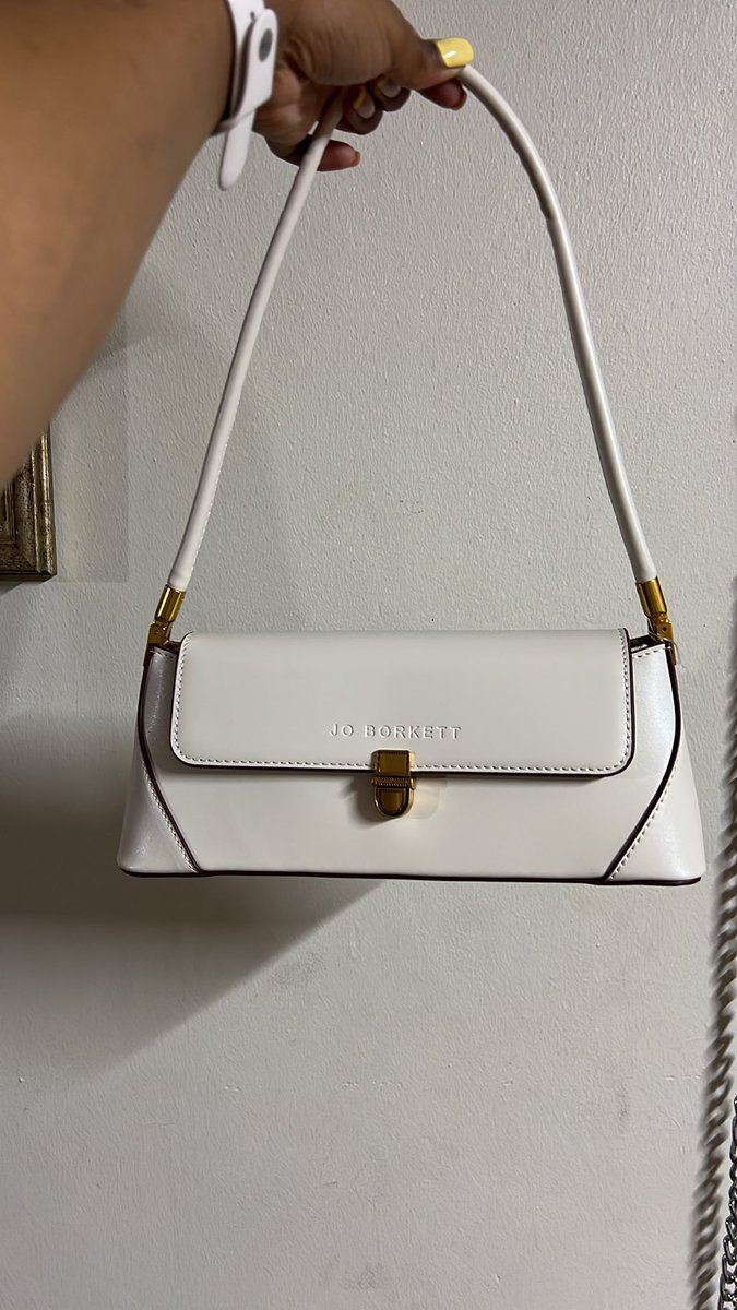 AM 🧚‍♂️ tweet media