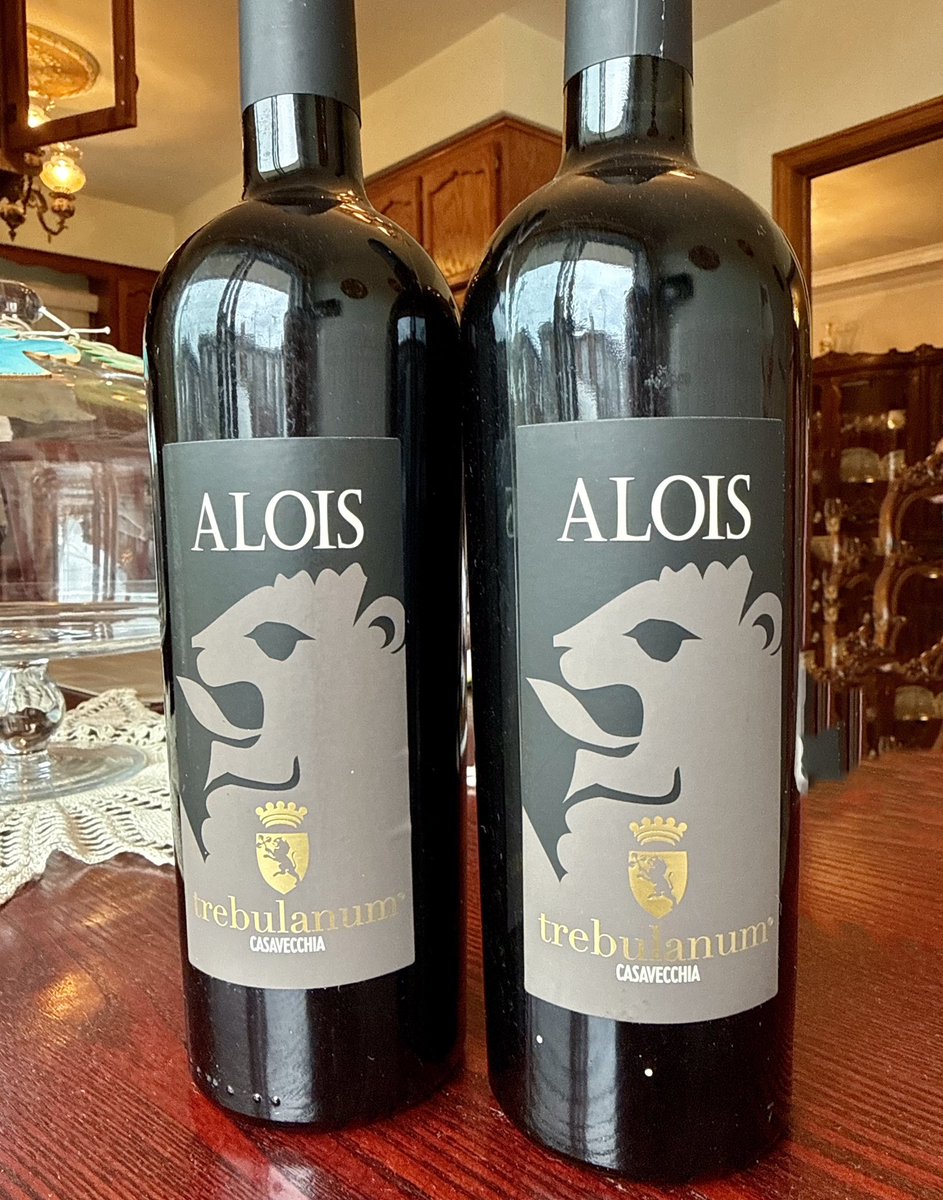 RobiMangia's tweet image. Some #Easter scenes from my friends in #Montreal. It’s a good day to be a #foodie!