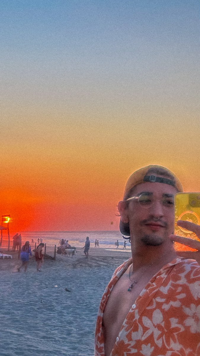 _vxrick_'s tweet photo. 🌞 https://t.co/ZrneMv4RwA