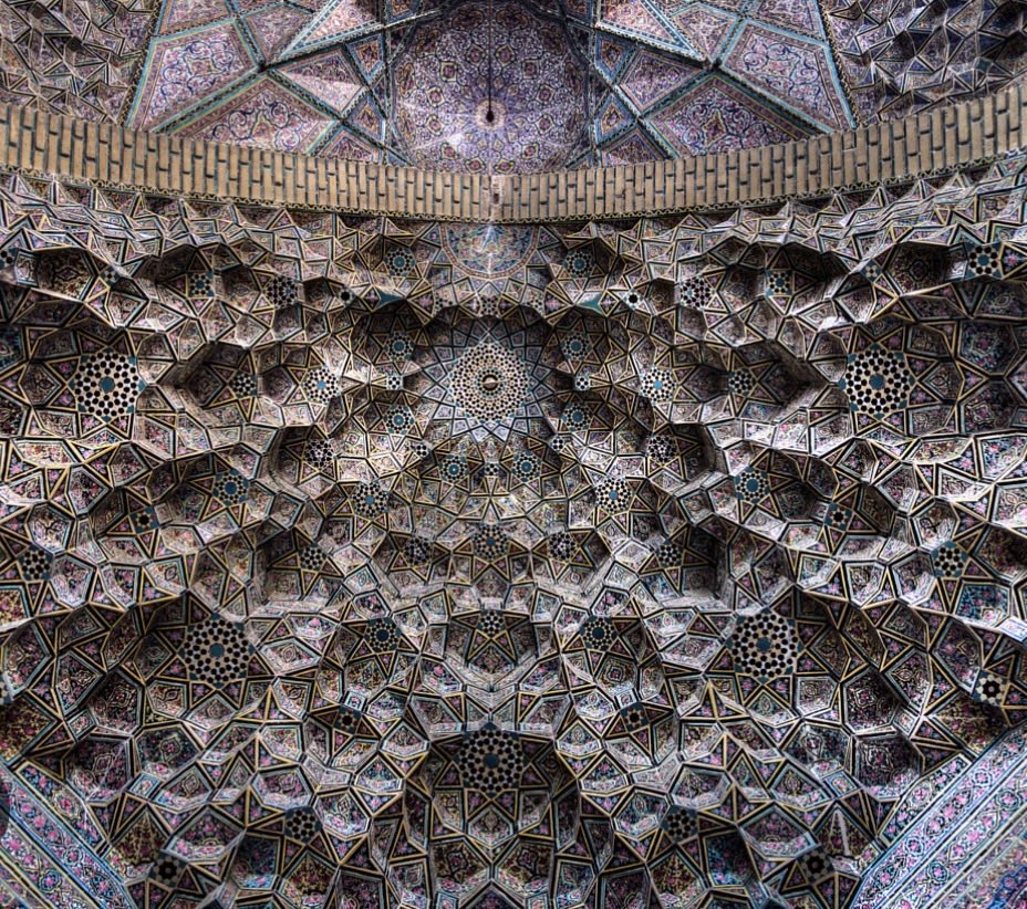 psicoactivo's tweet photo. HOY Irán 🇮🇷 ayer fue el Imperio Persa
Mira las construcciones psicodélicas! 👀

Por qué ya no se construye así?
Qué sustancias probaron los antiguos? https://t.co/u5rq5z7W6e