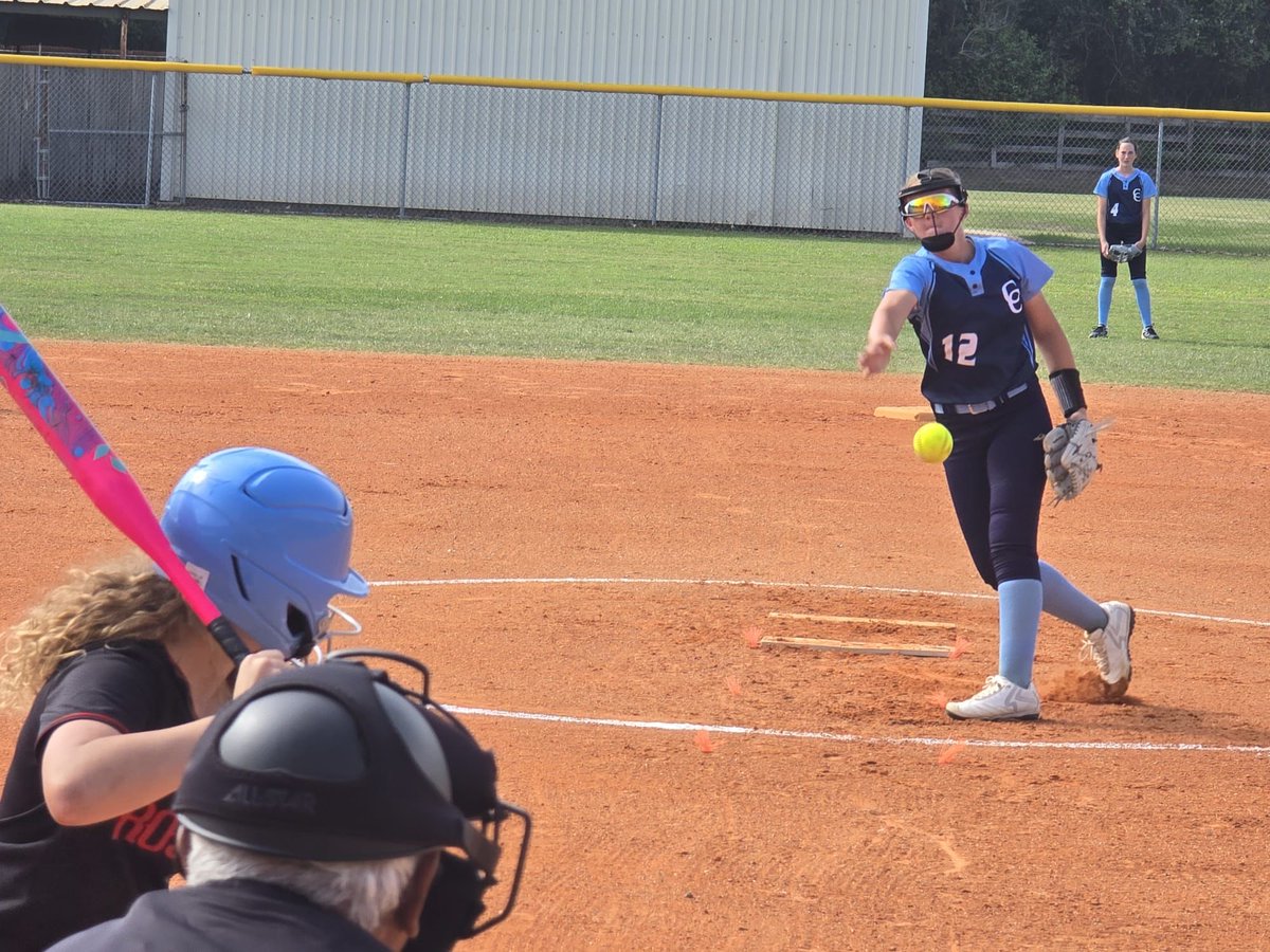 JessicaSuarezTX's tweet photo. Some pictures from the last two tournaments and school games last week!! In both tournaments we made it to the semifinals! I love playing with these girls and I can’t wait for our next tournament in College Station! https://t.co/gVhJ1EBooS