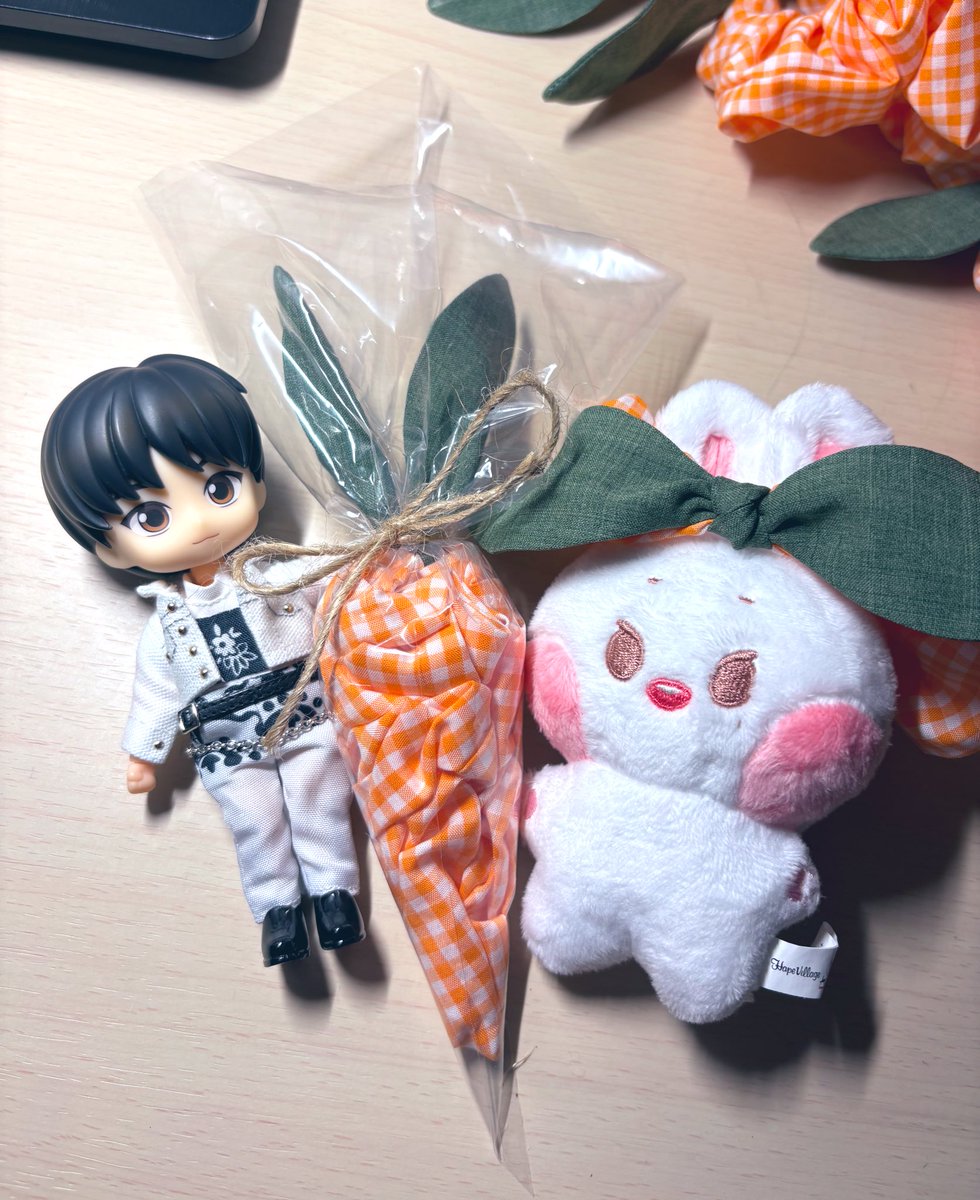 HIRORO/히로로 tweet media