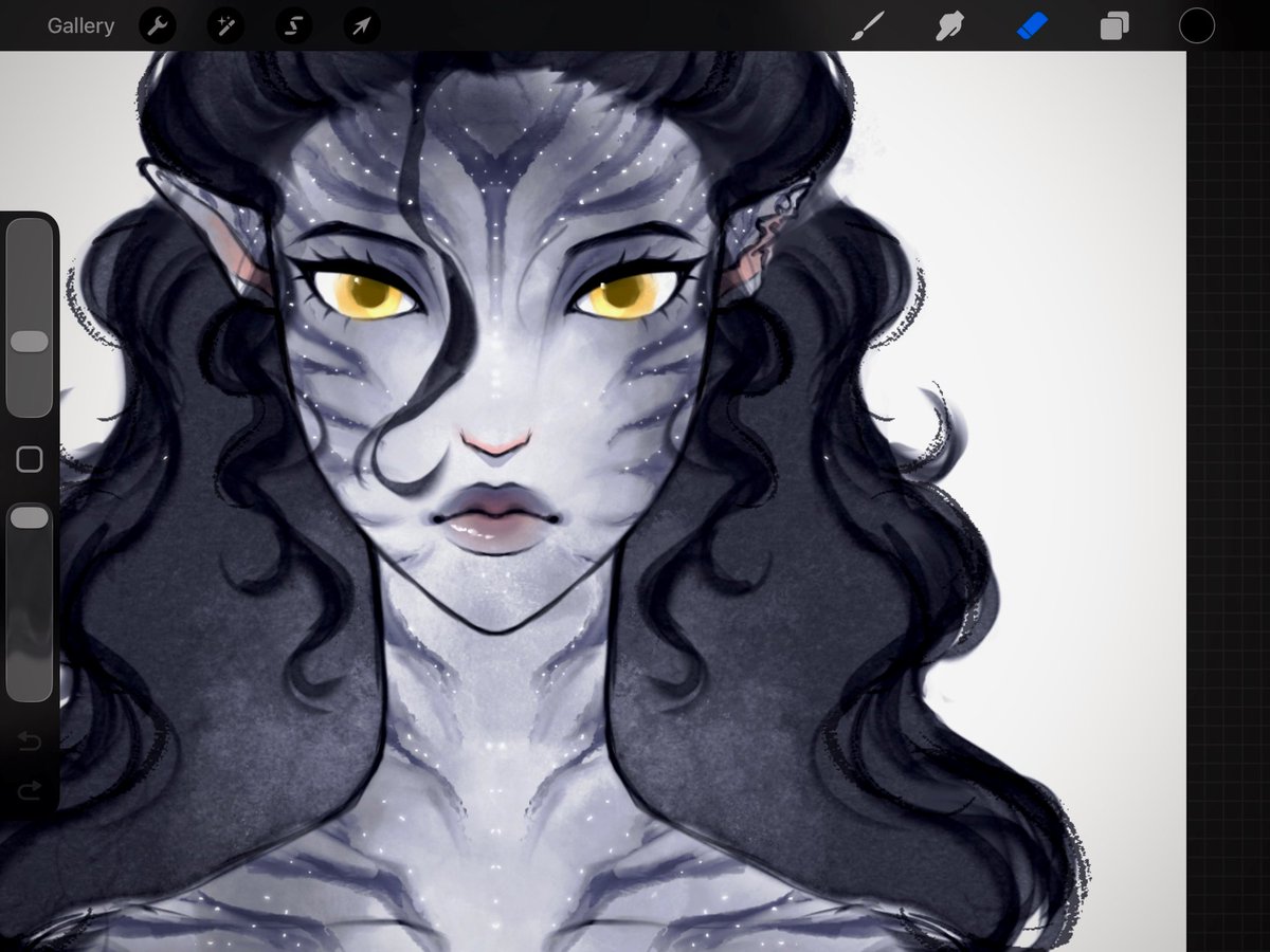 Ngaaanh's tweet image. Na'vi portrait coms WIP🖤🩶
I’m honestly so in awe of my client’s OC design 

#Avatar #Navi