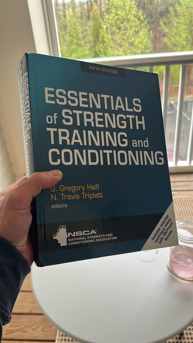 TheLiftingShrink tweet media