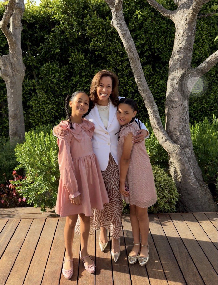 HarrisUpdatesHQ tweet media