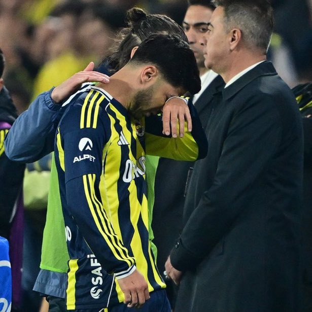 gece🐈‍⬛ tweet media