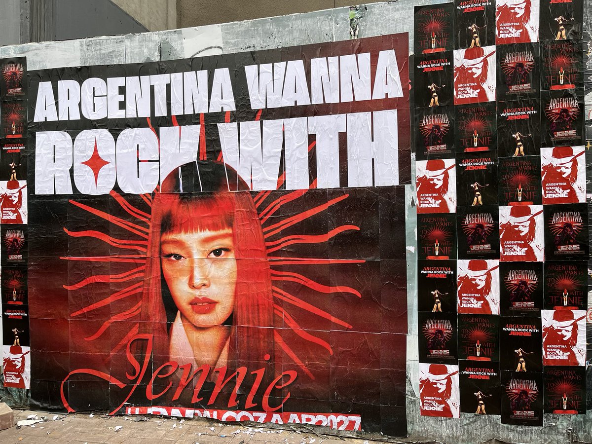 Lo que es este mural por dios, <a href="/jenniekimarg/">JENNIE ARGENTINA 🇦🇷</a> la rompieron toda felicidades 👏🏻