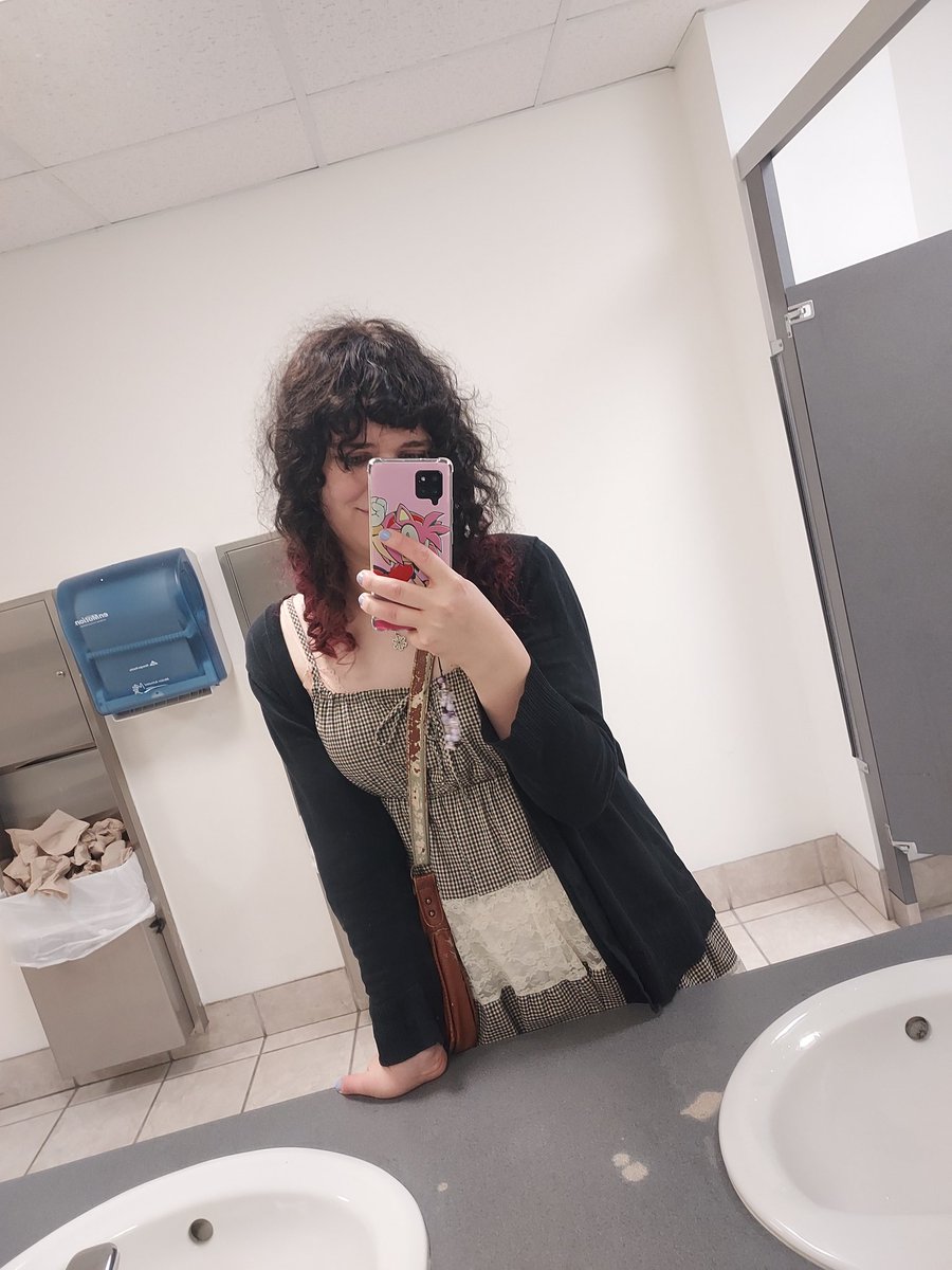 EmoPrincessChelsea tweet media