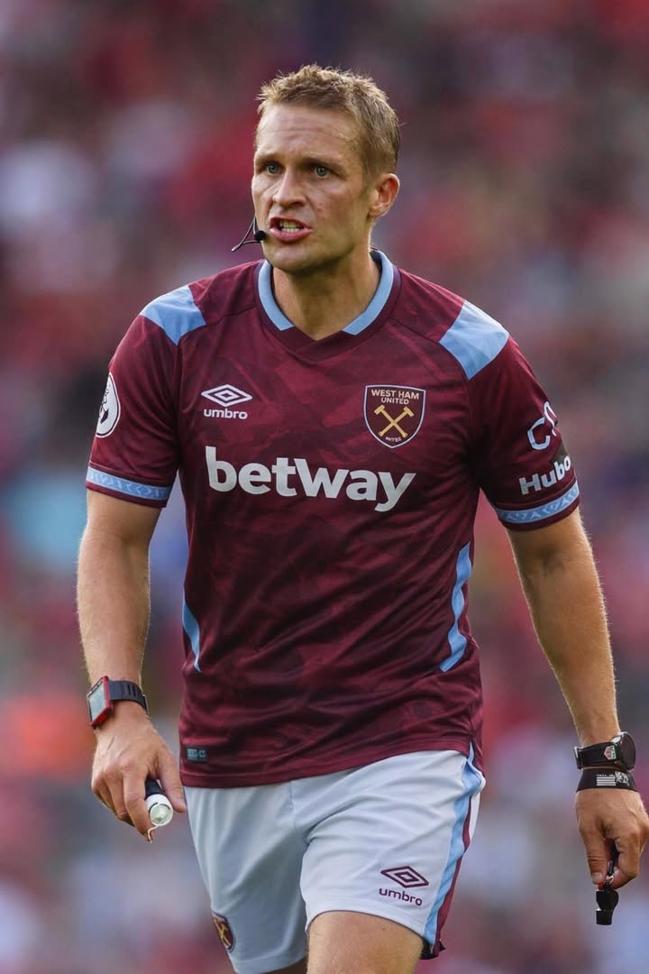 Football Away Days tweet media