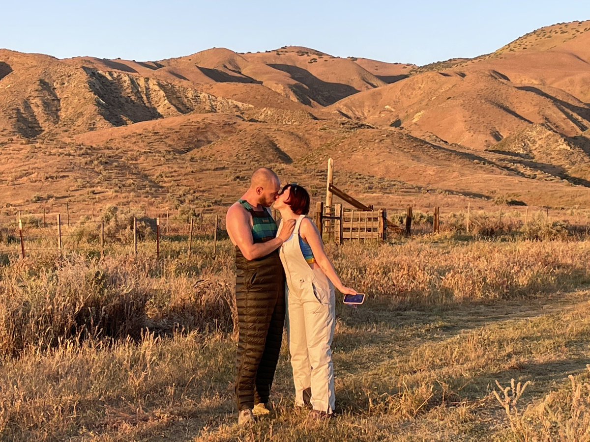 WyldFantasyReal's tweet photo. thanks for our first 100 followers ✨ https://t.co/sQyVYMNMDS