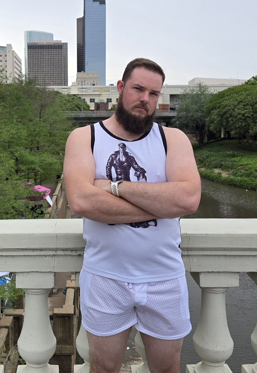 DFW Bear cub (in pcola😈😈😈) tweet media