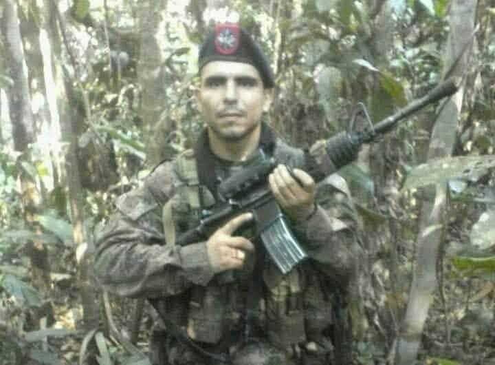 operativplaka's tweet photo. Sinceramente creo que el Comando Contra el Narcotráfico y Amenazas Trasnacionales #CONAT @Ejercito_Davaa NO debería llamarse así; el narcotráfico es de por sí una amenaza transnacional, leo un clara redundancia. Debería llamarse 

COCAT: (COmando Contra Amenazas Trasnacionales). https://t.co/sCVr5V9feM