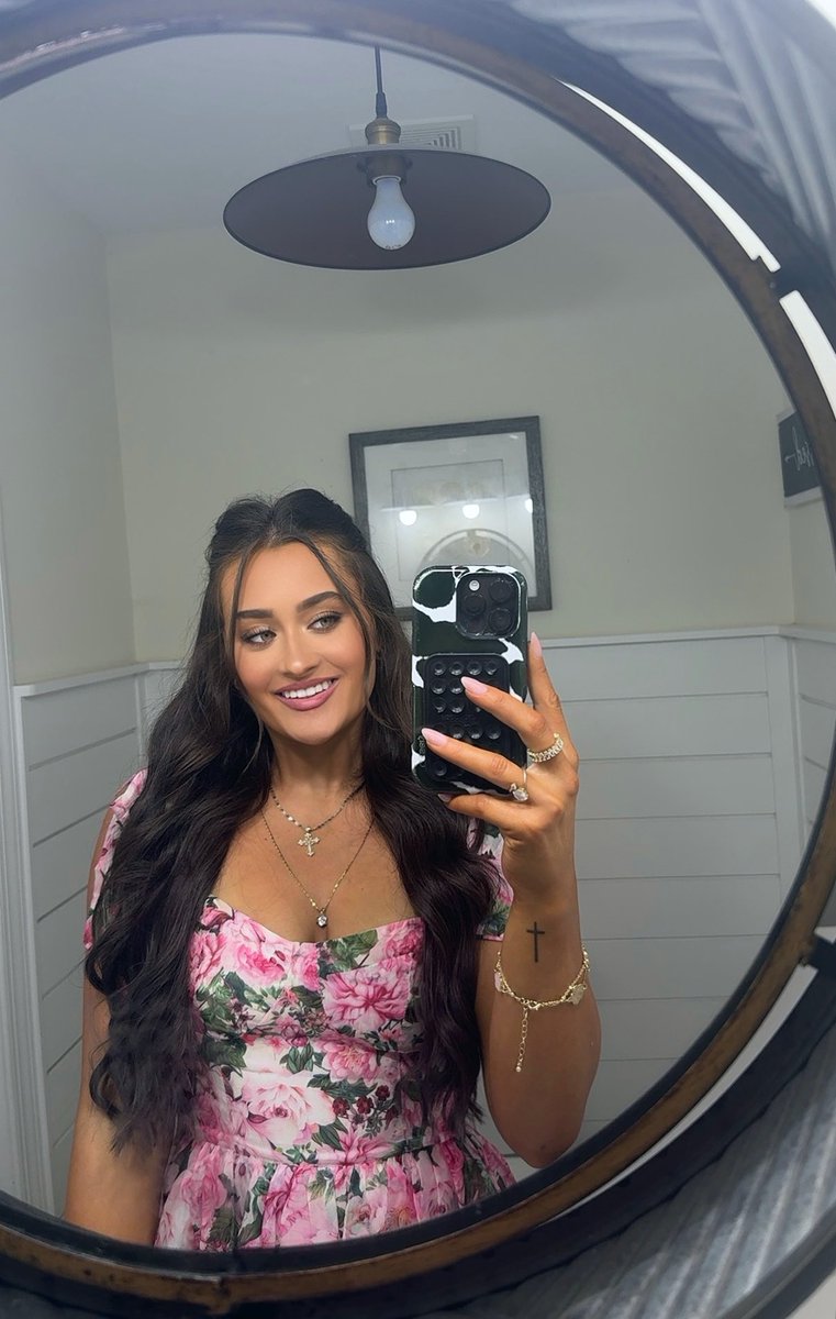 Lauren Maxwell tweet media