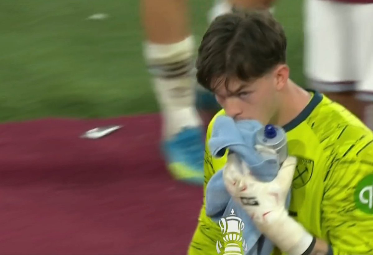 The Touchline | 𝐓 tweet media