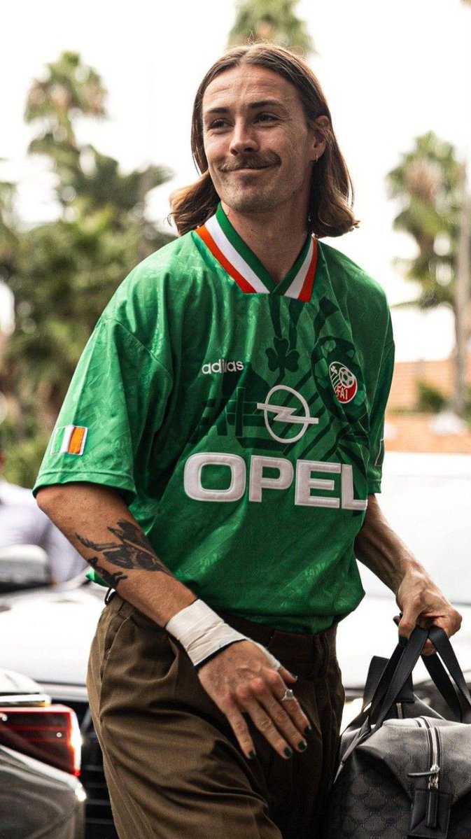 flye$t ✨ tweet media