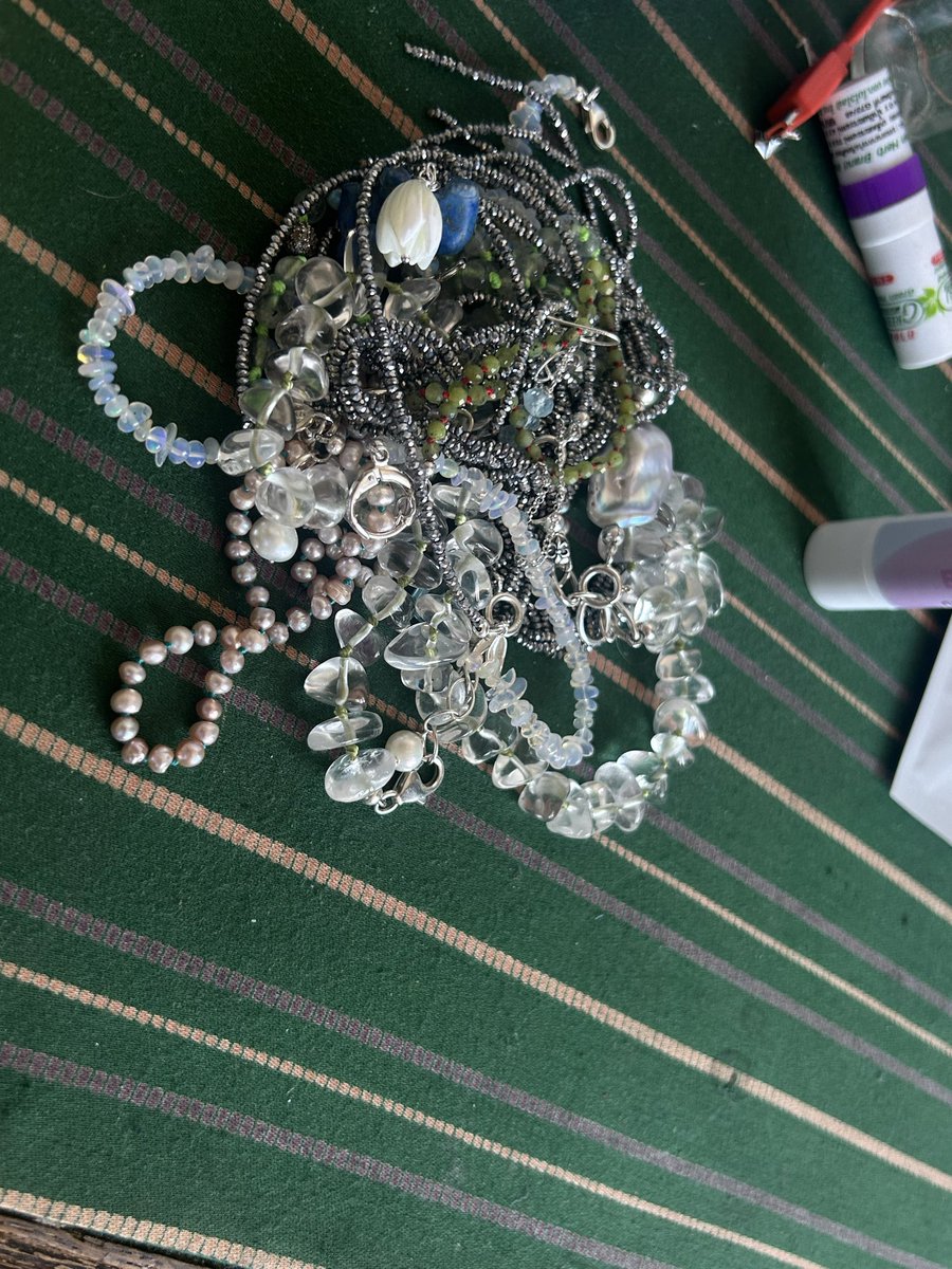 диана, если что tweet media