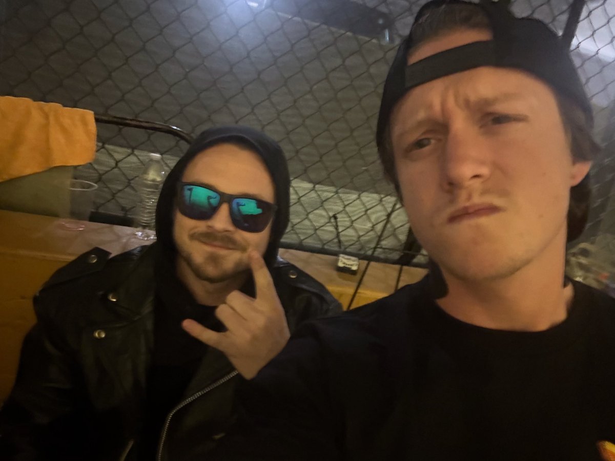 Mr. Fun Size tweet media