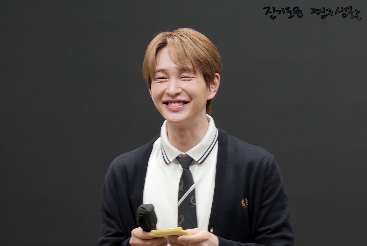 ✨️🐸 🐰✨️ tweet media