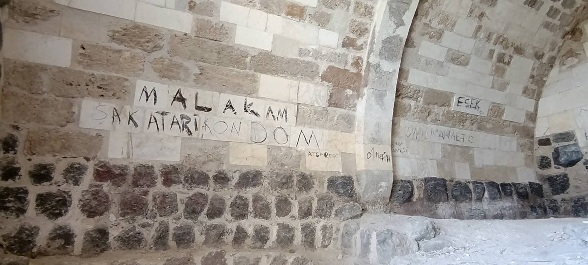 Politika Merkezi tweet media