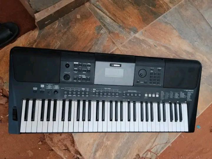 TeddyEnosa tweet media