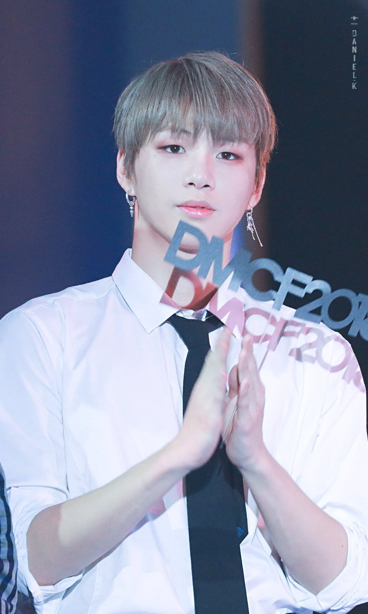 With Kang Daniel Thailand tweet media