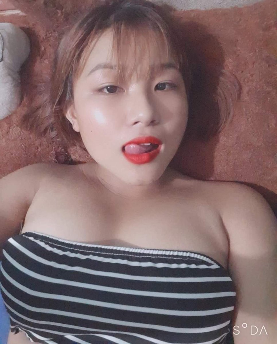 Như Dâm đãng 🥵 + chó cái là em tweet media