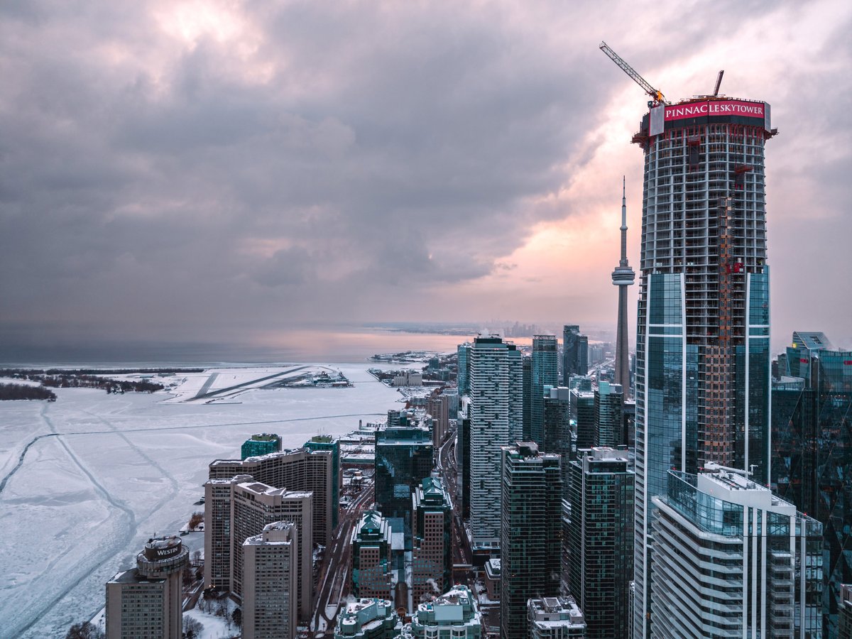 dezeen's tweet photo. Canada's tallest skyscraper tops out at 106 storeys in Toronto:
https://t.co/I0EvLTGS0x https://t.co/6hBL2m1Xps