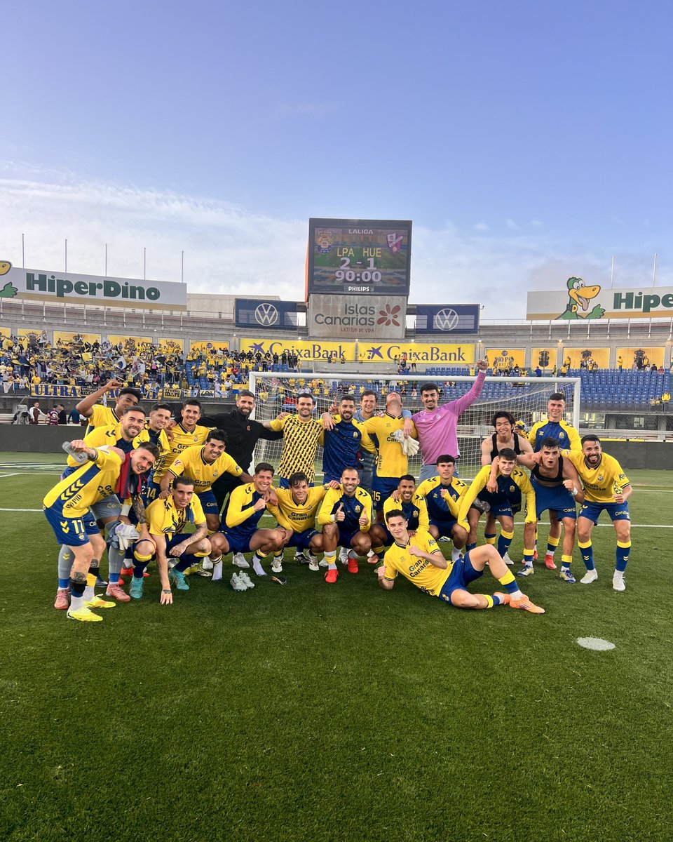 🙌🏼 Y POBRE DEL QUE QUIERA ROBARNOS LA ILUSIÓN 💛💙

¡¡ENORMES!! 💪🏼

#LasPalmasHuesca
#LaUniónHaceLasPalmas #SeremosMásUnión