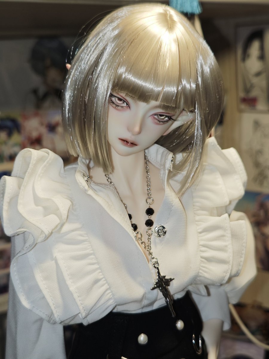 离殷inky/低浮上 (@liyin_inky) on Twitter photo 