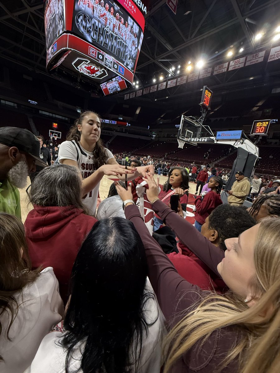 Jenny Hilton tweet media