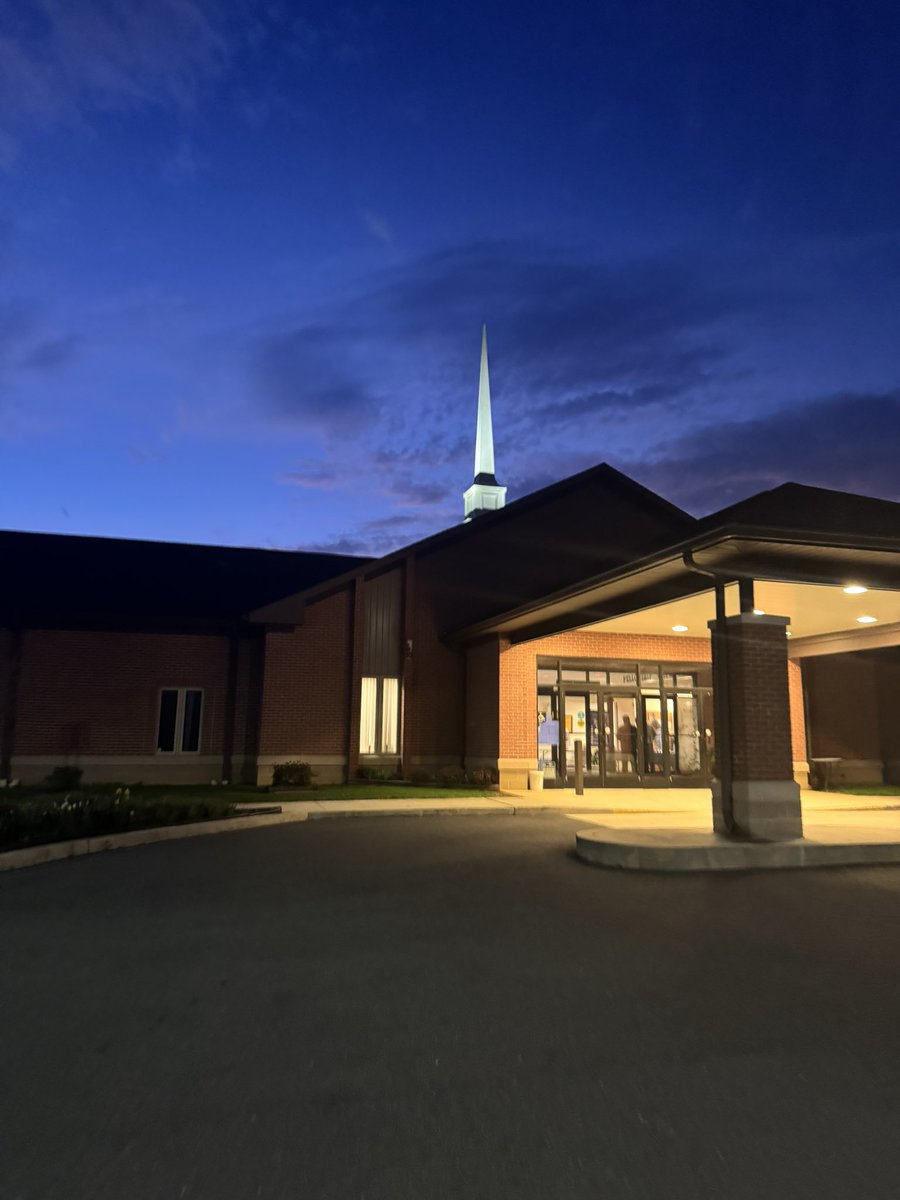 IrreleVaNt tweet media