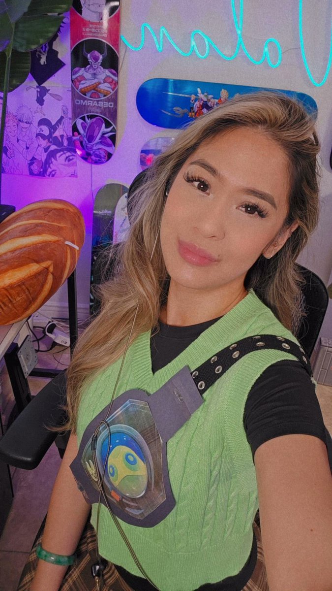 𝖛𝖆𝖑𝖆𝖓✨ tweet media