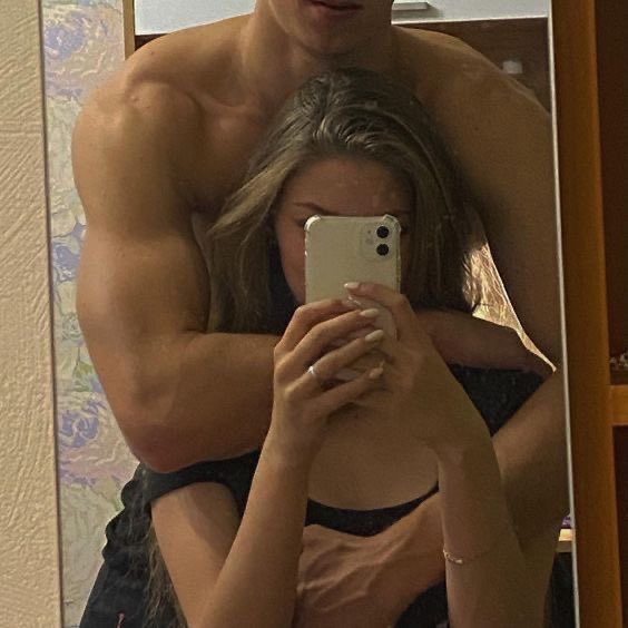 𝑽𝒆𝒍𝒐𝒖𝒓 𝑳𝒐𝒗𝒆 tweet media