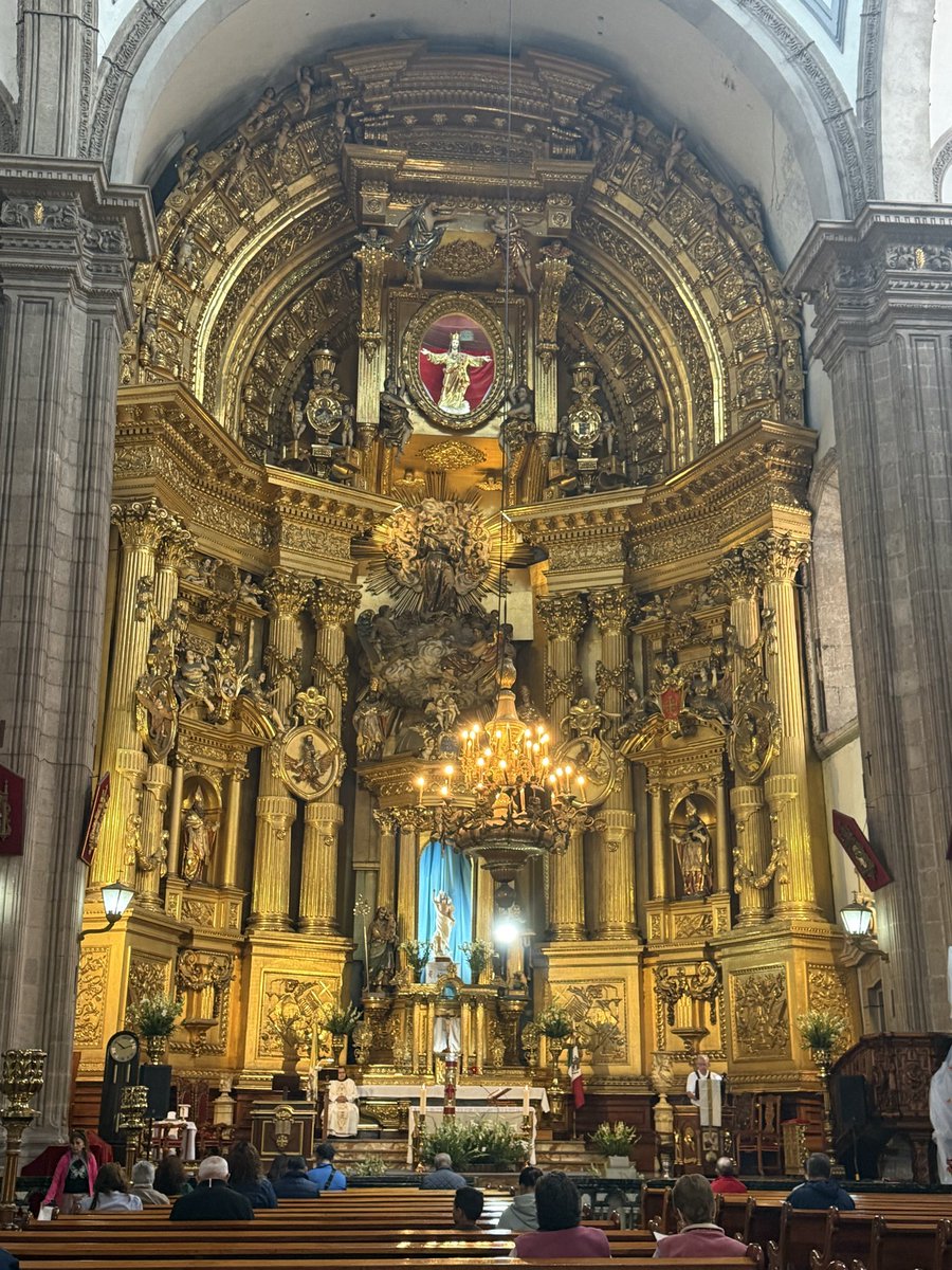 GgrandaG's tweet photo. Church of San Francisco - Iglesia de San Francisco #Easter #MexicoCity https://t.co/YItvcU6S37