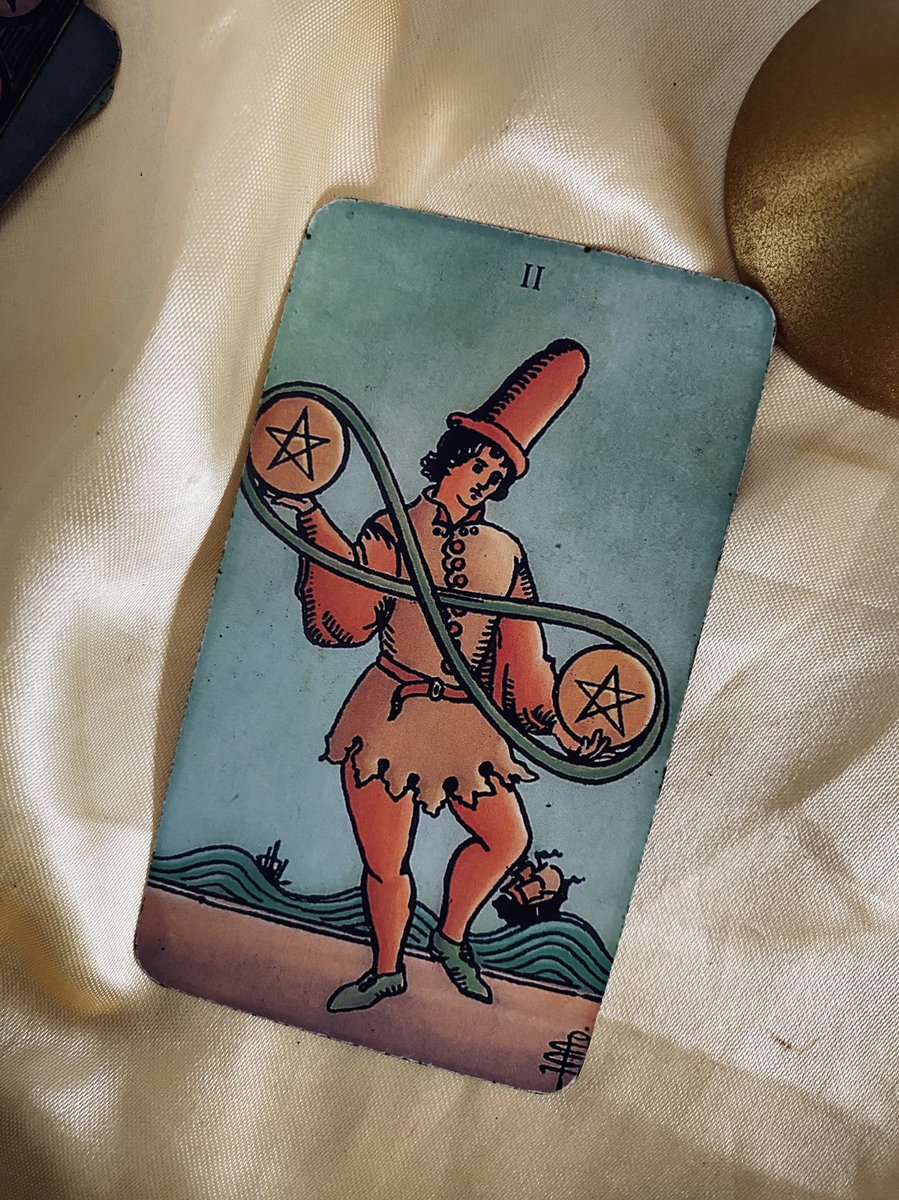 mell oracles tweet media